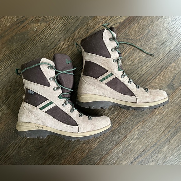 Danner Wayfinder Boots - Picture 1 of 3